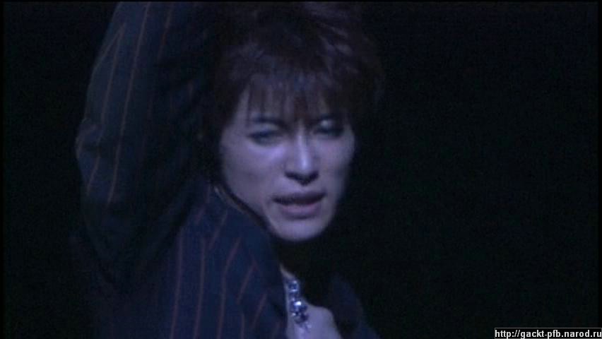 Gackt-6-7-2-21.jpg