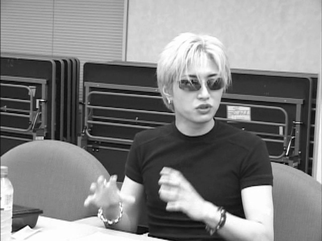 moon_mak_dvd_074.jpg