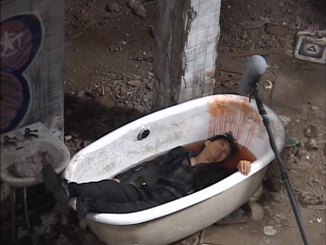 moon_mak_dvd_115.jpg