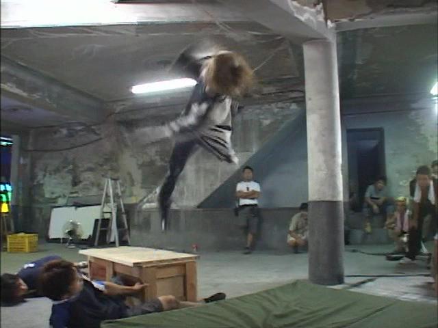 moon_mak_dvd_168.JPG