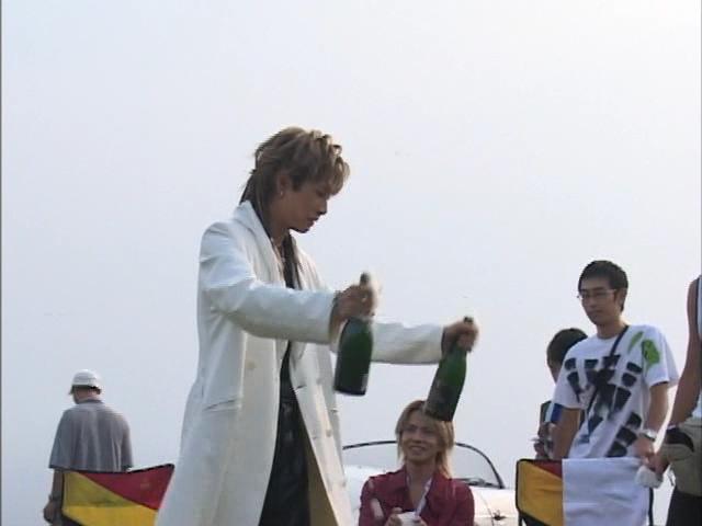 moon_mak_dvd_217.JPG